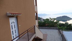 Unclassified image, 3 of 45, button - Slavica apartments (Senj)