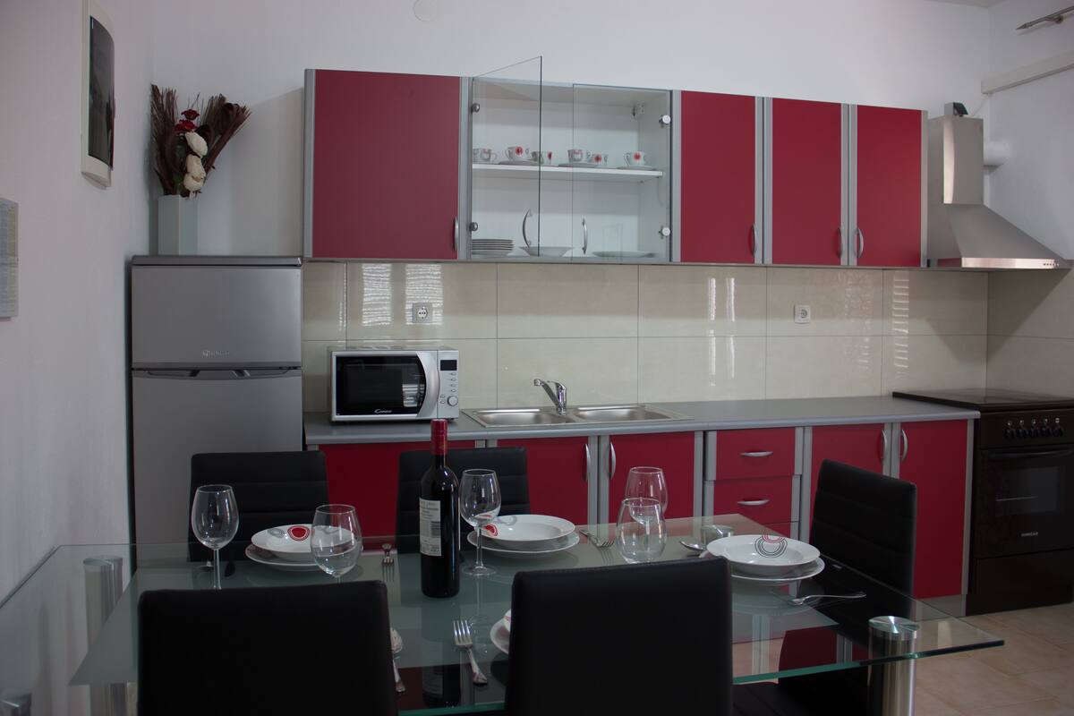 Apartment, 2 Bedrooms, Sea View (5) | Private kitchen