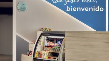Snack bar