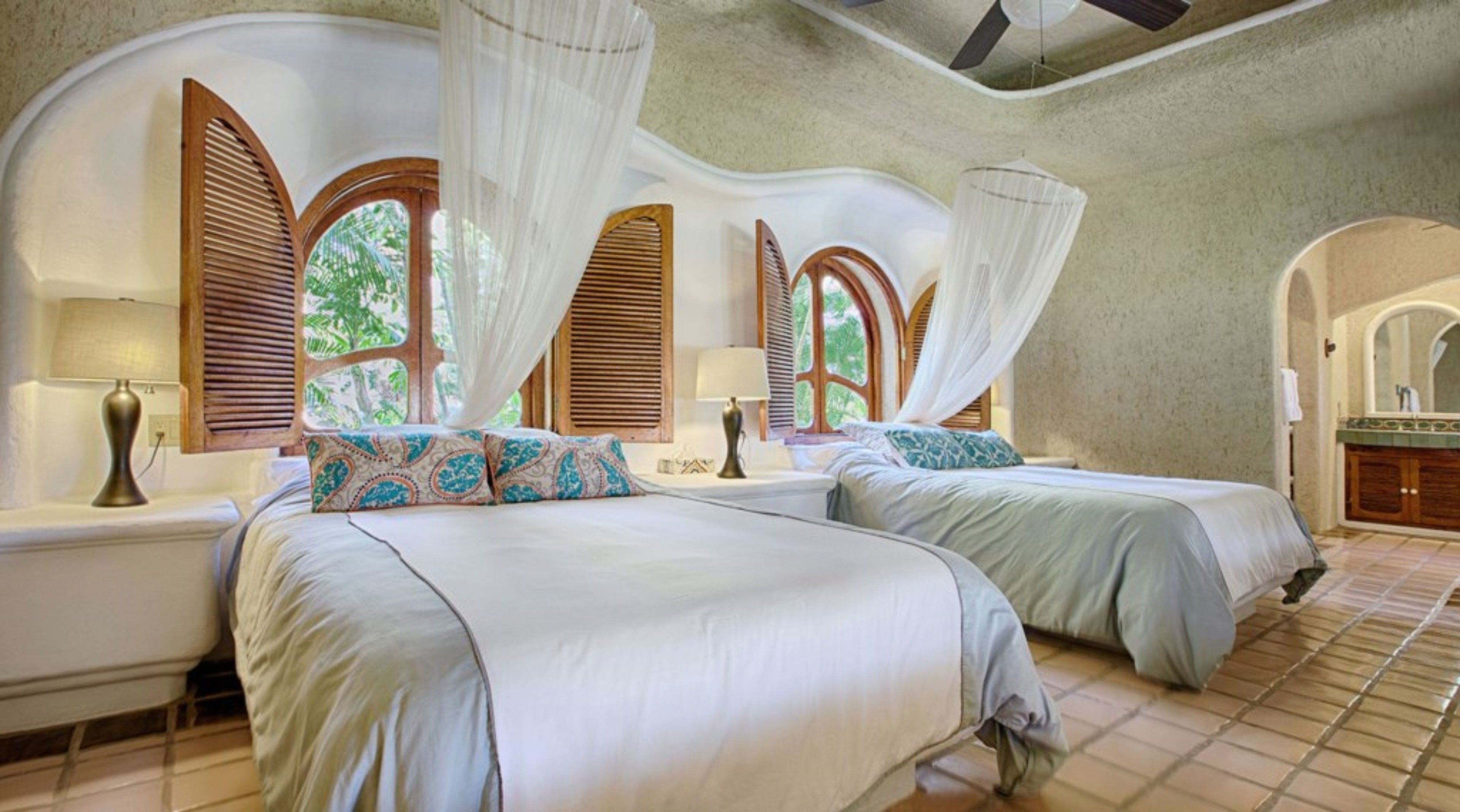 Familievilla, flere senger, havutsikt | 7 soverom, strykejern/-brett og wi-fi (inkludert)