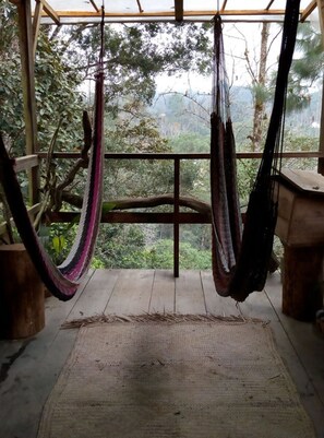 ลานระเบียง/นอกชาน