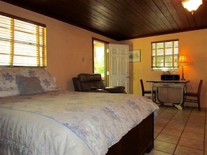 Deluxe Cabin, 1 Queen Bed, Non Smoking