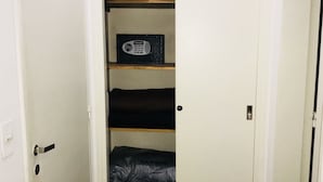 Superior Apartment, 1 Bedroom, Kitchen, City View | Safe - Departamento Temporario Centrico Mendoza (Mendoza)