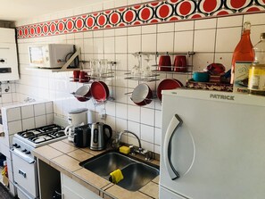 Superior Apartment, 1 Bedroom, Kitchen, City View | Dapur peribadi | Peti sejuk, ketuhar gelombang mikro, ketuhar, dapur 