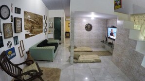 Loft | Living area | Flat-screen TV - Loft Ismar (Fernando de Noronha)