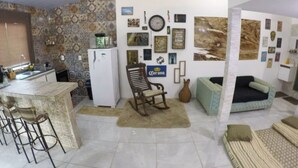 Loft | Private kitchen | Coffee/tea maker, fridge, microwave, oven - Loft Ismar (Fernando de Noronha)