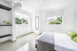 基础双人房, 1 张双人床 | 办公桌、免费 WiFi、床单