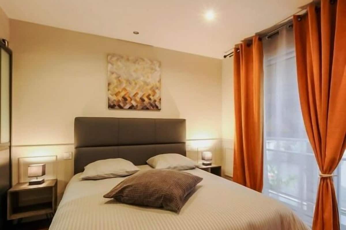 Deluxe Double Room, Private Bathroom