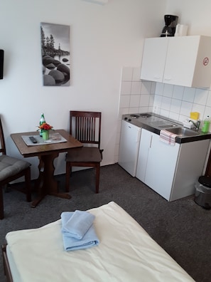 Private kitchenette - Goldener Anker (Genthin)