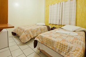 迷你吧、隔音、免費無線上網、床單