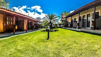 Quarto casal | Banheiro | Chuveiro, toalhas de banho, shampoo