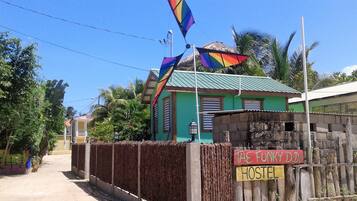 Khuôn viên nơi lưu trú