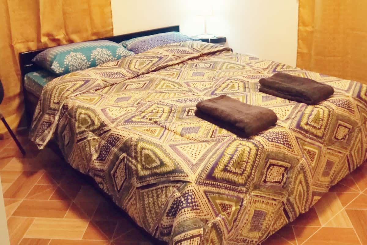 Maison familiale, 2 chambres | 2 chambres, minibar, coffre-fort, bureau