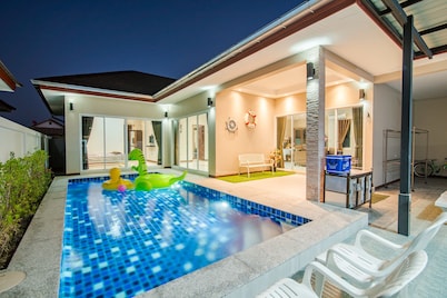 Green View Pool Cha-am15