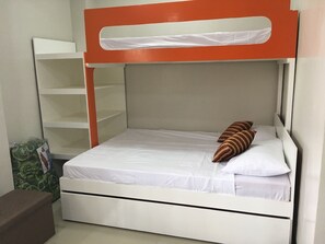 Junior Studio, Multiple Beds | Iron/ironing board, free WiFi - Beinte Singko de Marso Apartments (Candon)