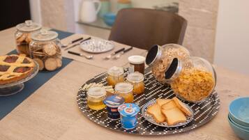 Dagelijks lokaal ontbijt inbegrepen