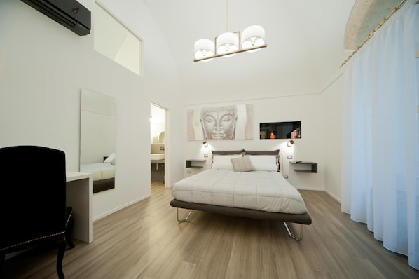 Double Room | 1 bedroom, memory foam beds, minibar, desk - Sotrani (Trani)