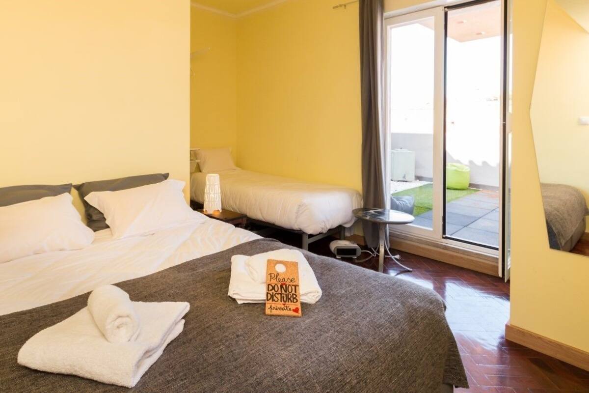 Triple Room, Shared Bathroom, City View | 1 bedroom, iron/ironing board (on request)