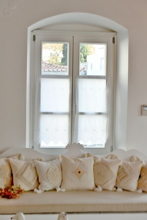 Interior - Hydra's Pearl (Hydra)