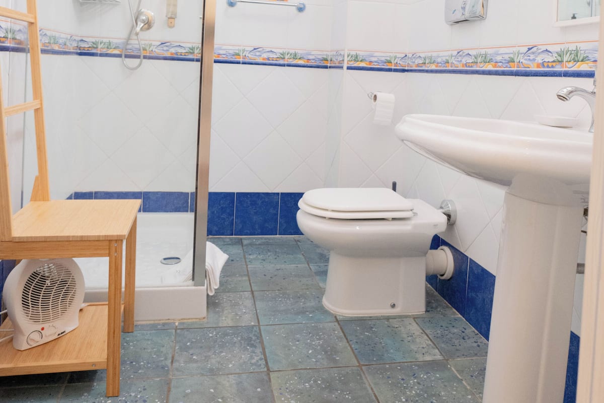 1 bedroom, minibar, desk, WiFi