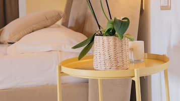 Junior Suite | 1 bedroom, minibar, desk, WiFi