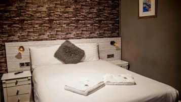 Free WiFi, bed sheets