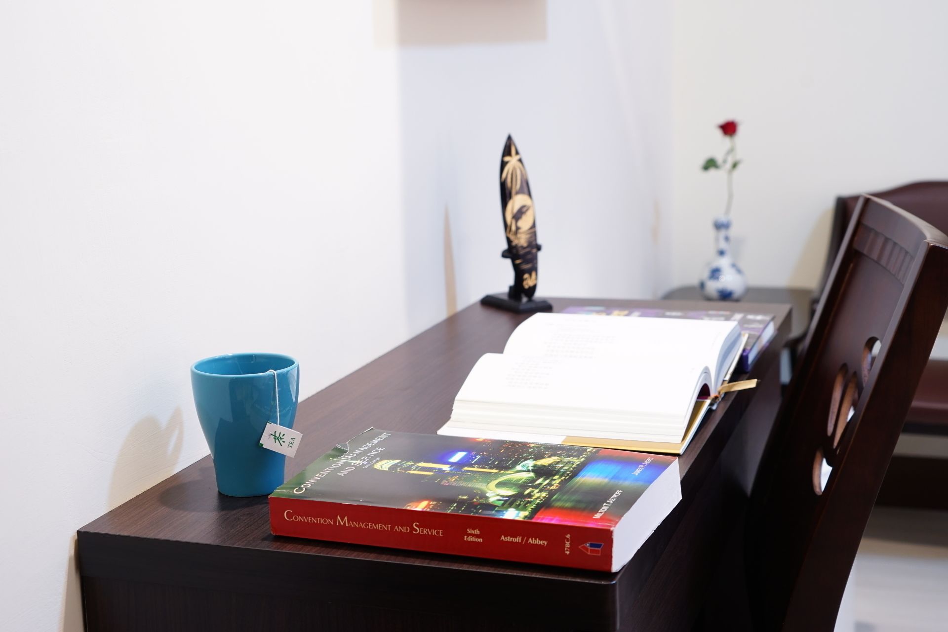 business twin room | desk, blackout curtains, free wifi, bed sheets