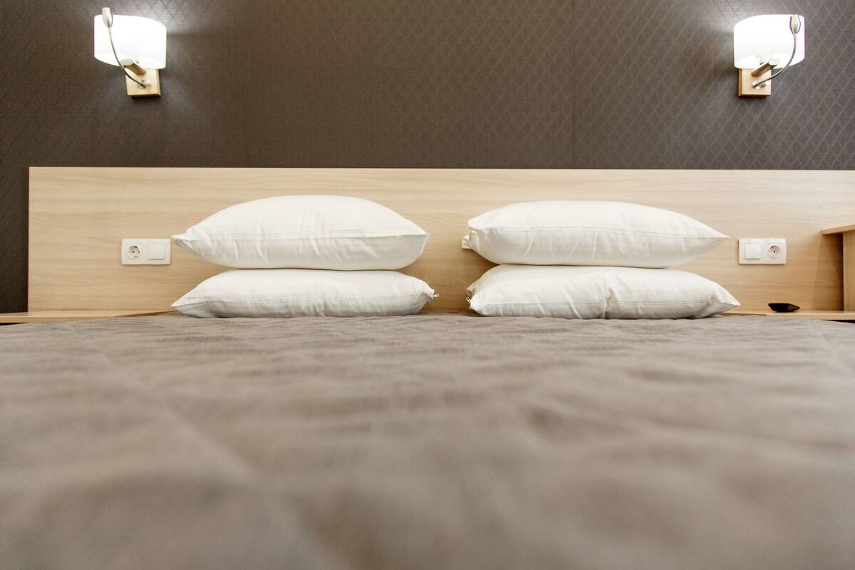 套房 | 高級寢具、客房內保險箱、書桌、熨斗/熨衣板