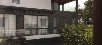 Hana Riverside Villa