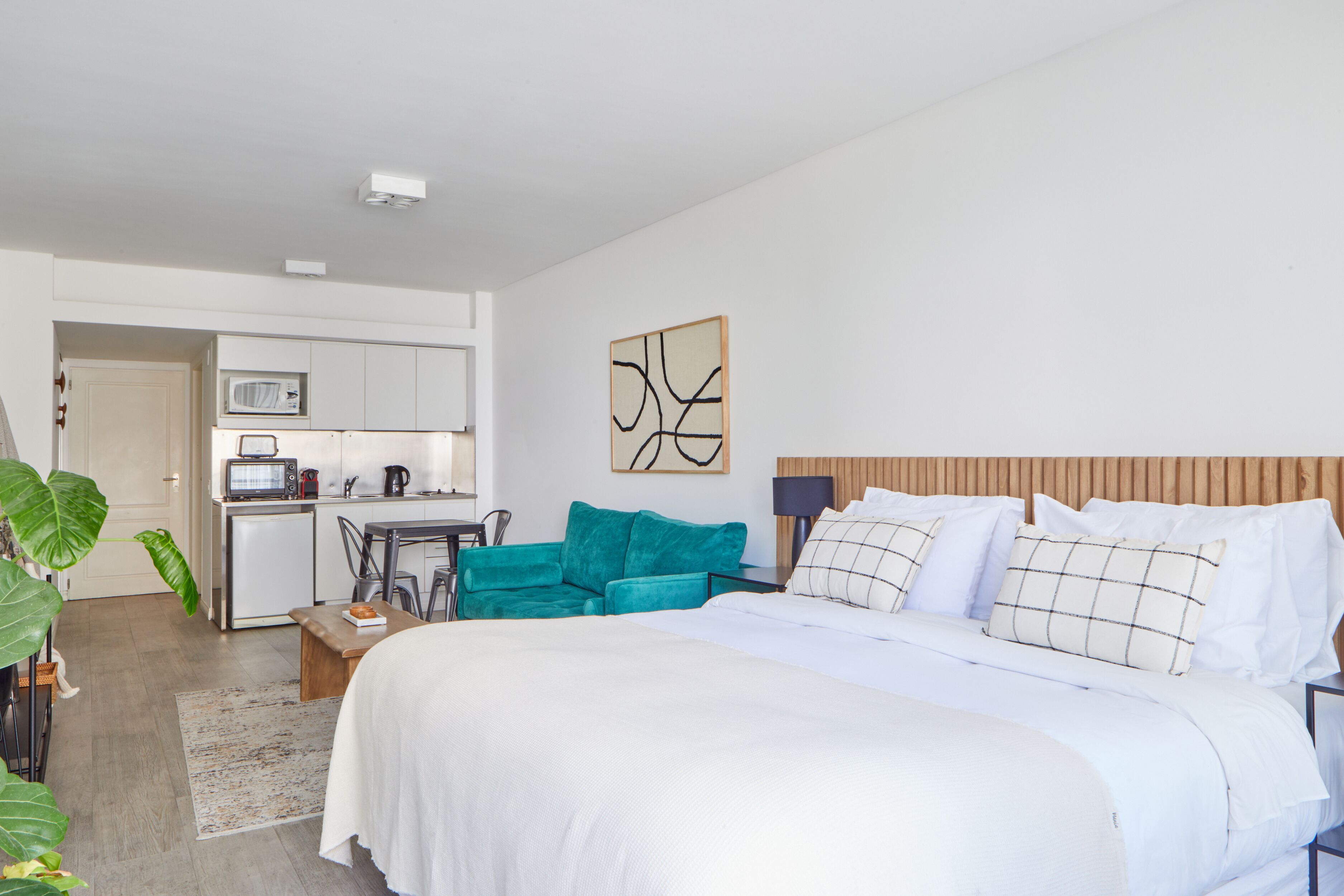 basic studio (#cs54) | down duvets, in-room safe, individually decorated