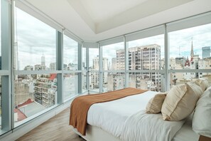 City-Apartment, 2 Schlafzimmer | Hochwertige Bettwaren, Daunenbettdecken, Pillowtop-Betten, Zimmersafe