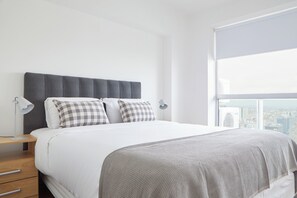 Apartamento City | Ropa de cama de alta calidad y edredones de plumas