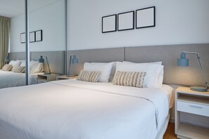 Deluxe-huoneisto | 1 makuuhuone, ylelliset vuodevaatteet, untuvapeitot