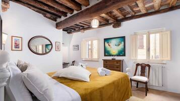 Casa Alberi - Albergo Diffuso Volterra | Escritorio, espacio para trabajar con un portátil, wifi gratis