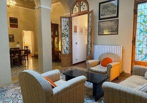 Suite Mirancelli - Albergo Diffuso Volterra | Living area - AlbergoDiffusoVolterra (Volterra)