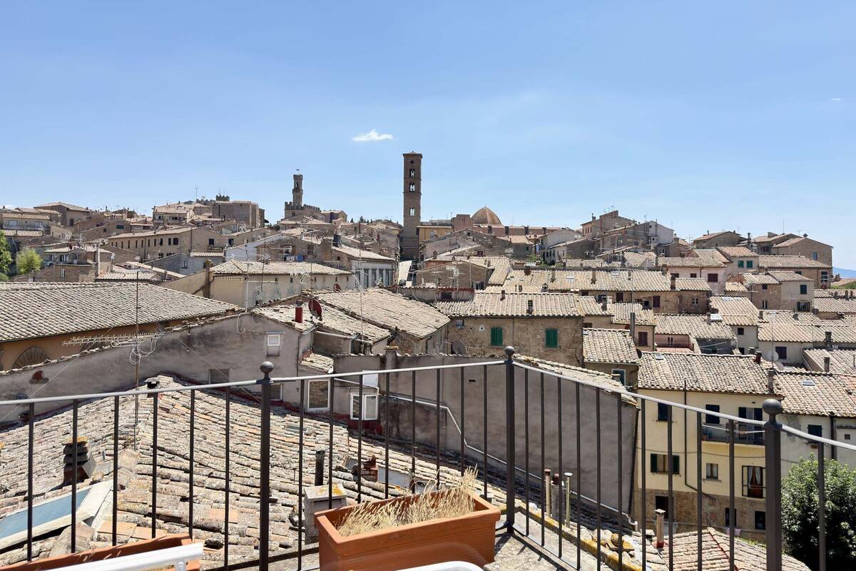 Attico Bellavista - Albergo Diffuso Volterra | Terrace/patio