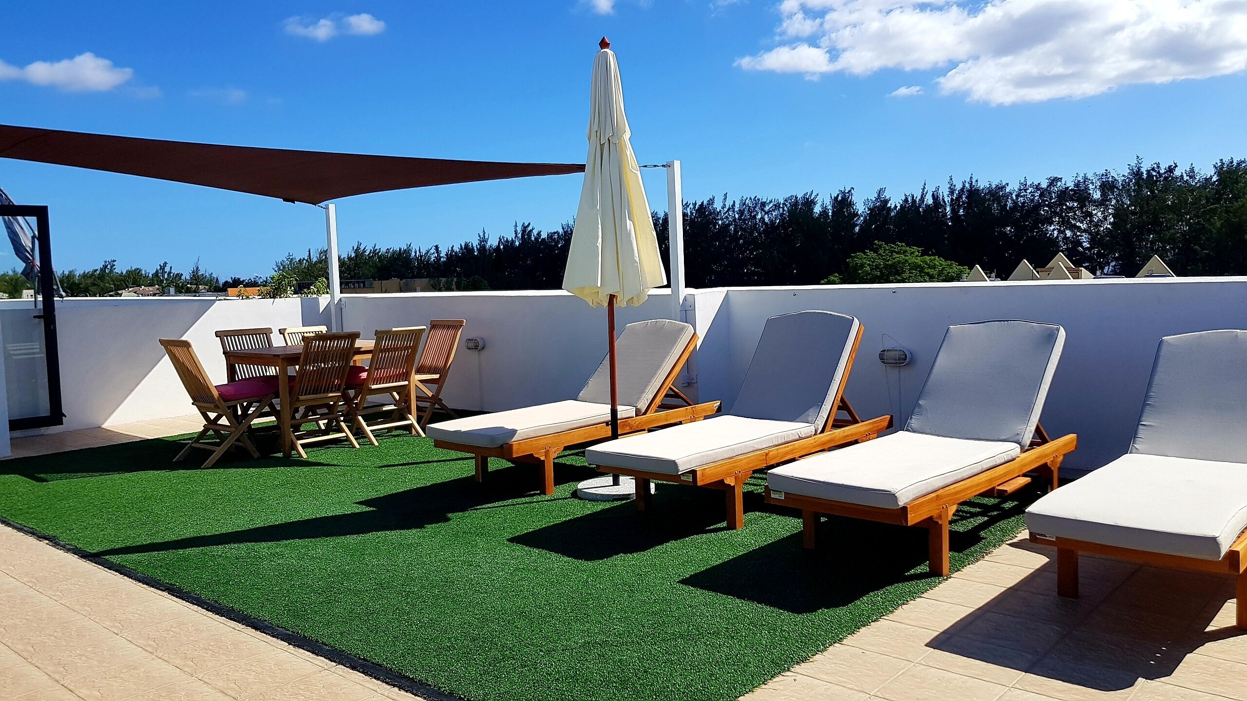 Sugareef West Coast Luxury Penthouse