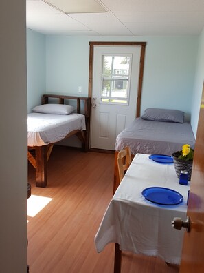 Room - Red Door Lodge (Homer)