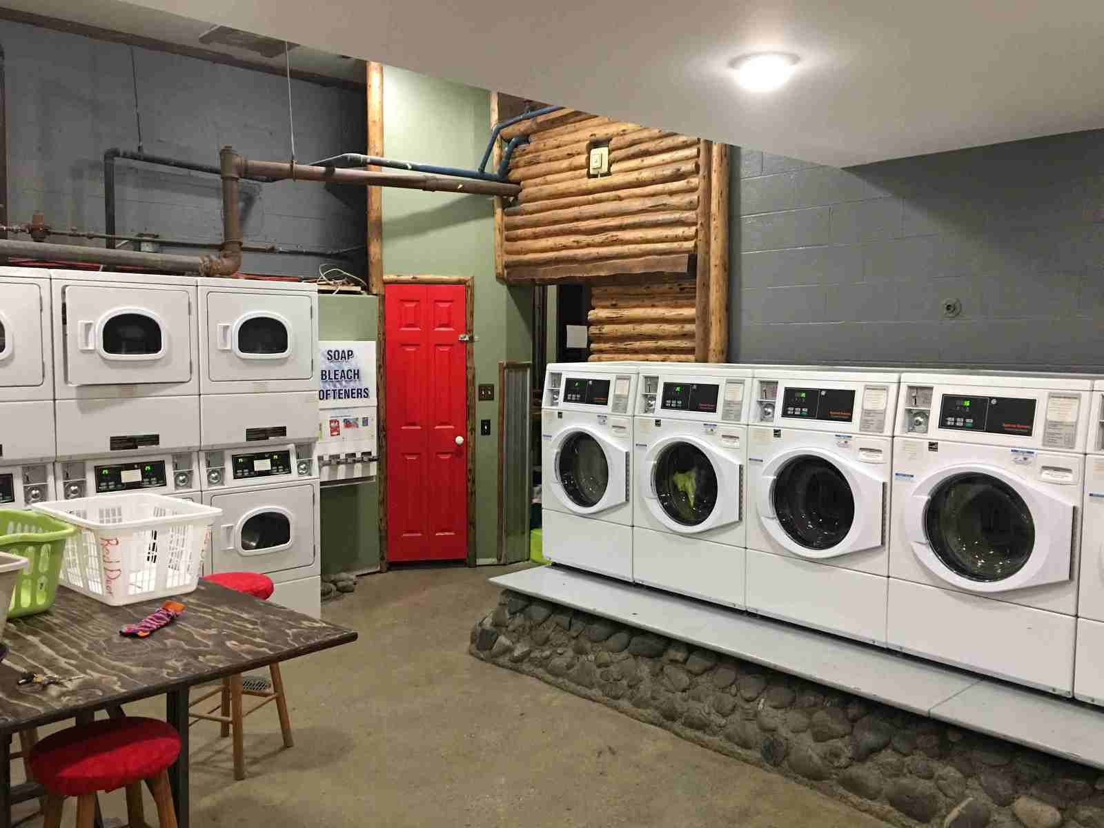 入住/退房自助服務機