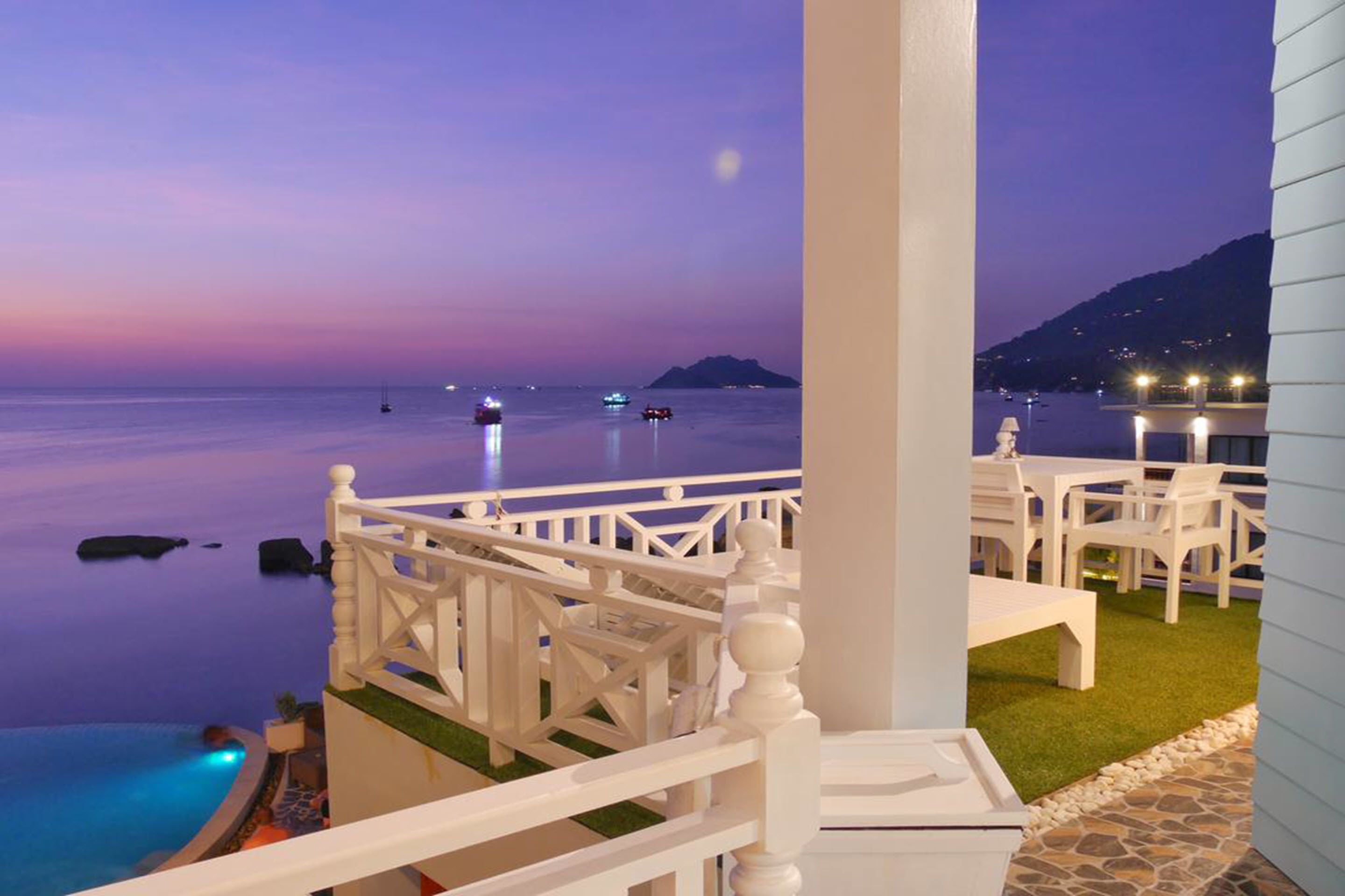 Honeymoon Suite with Sea View | Terrace/patio