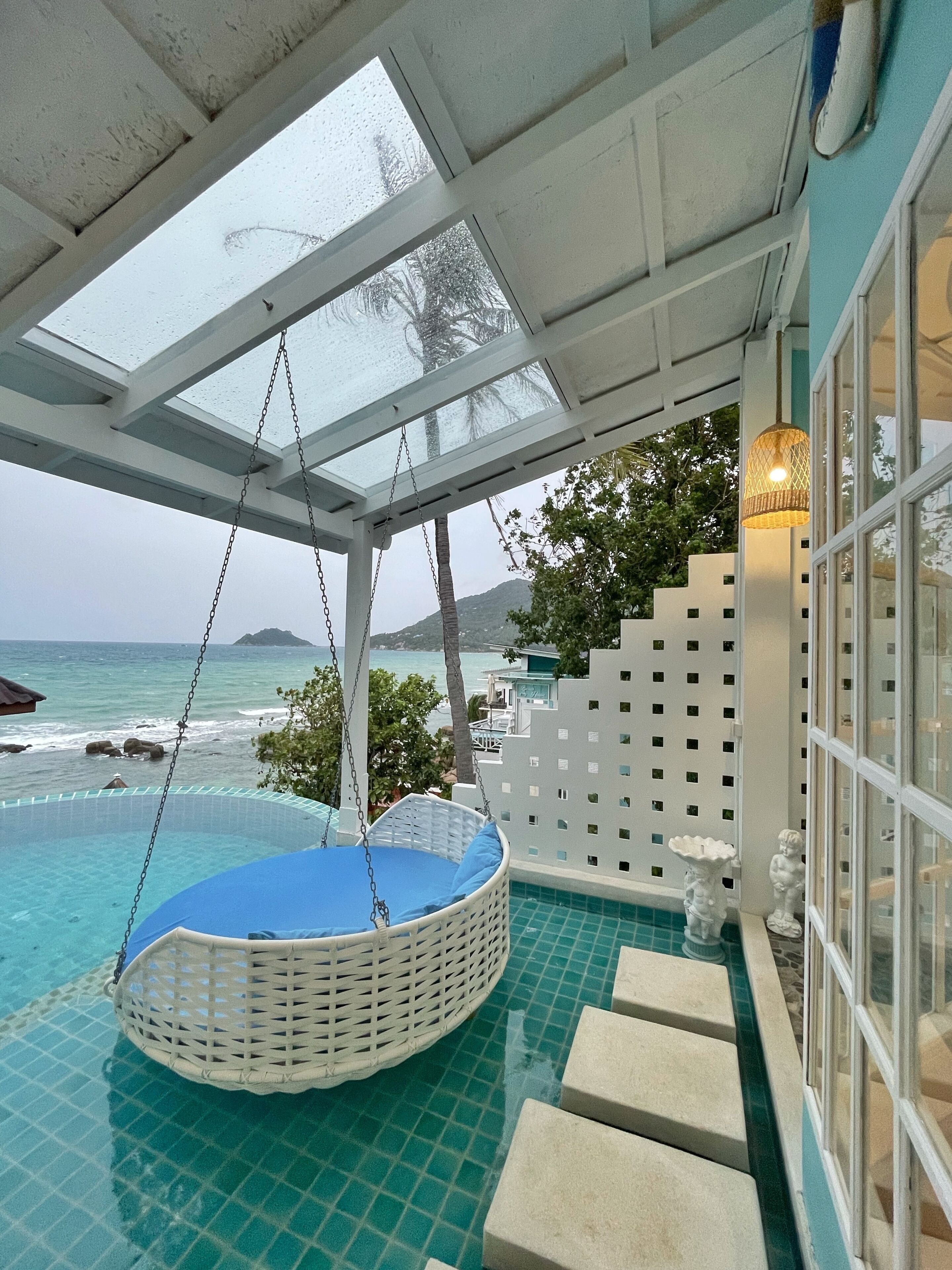 luxury villa | beach/ocean view