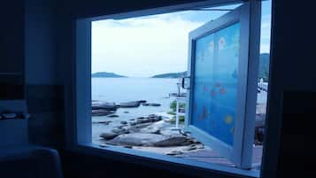 Honeymoon Suite with Sea View | Vue de la chambre