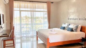 Seprai premium, tirai kedap cahaya, dan kedap suara