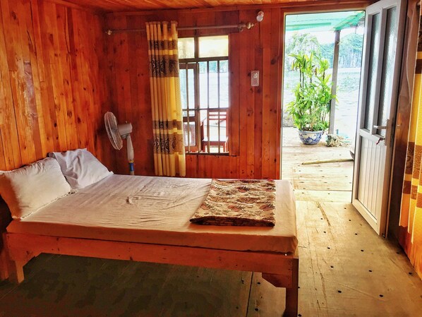 1 bedroom, desk, free WiFi