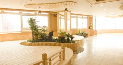 The Blue Guesthouse - Hostel