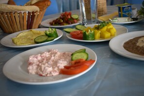 Free daily local cuisine breakfast