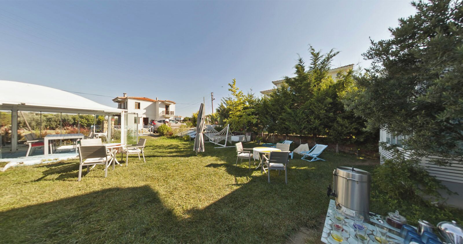 free daily cooked-to-order breakfast