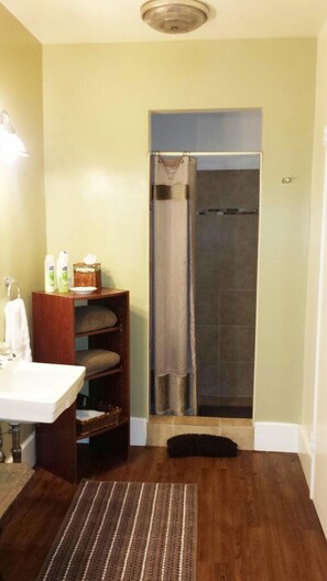 Chalet, Kitchen (Suite 5) | Bathroom | Shower, free toiletries - June Lake Chalet (June Lake)