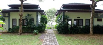Khaolak Hillside Villa