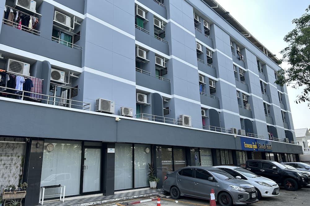 Goody Hotel